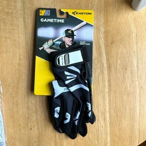 NWT Easton Youth Small Batting Gloves